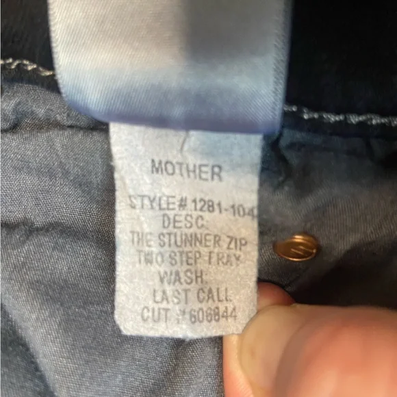 Mother The Stunner Zip Two Step Fray Jeans Womens Sz 25 Reg Dark Wash Mid Rise - Picture 11 of 11